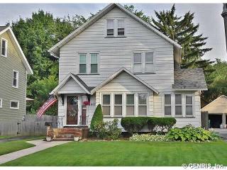 667 Laurelton Rd, Rochester, NY 14609-4511