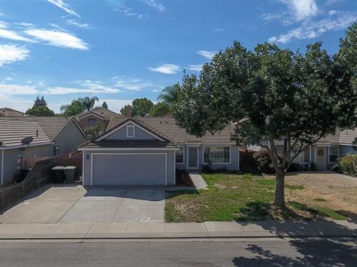 3724 Creedmoor Ave, Modesto CA  95357-1418 exterior