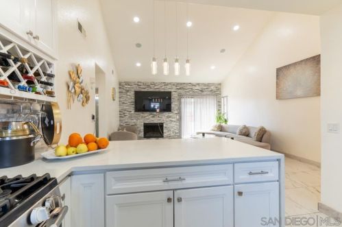 820 Cherrywood Way, El Cajon CA  92021-5532 exterior