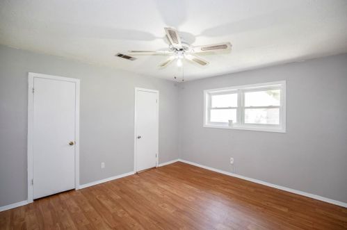 4205 Baron Ln, Deer Park TX  77536-6220 exterior