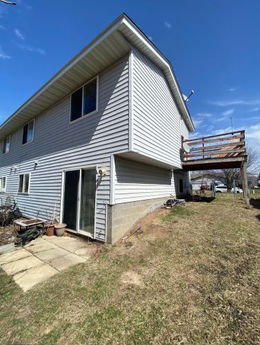4624 Hayward Rd, Saint Paul, MN 55128-2230