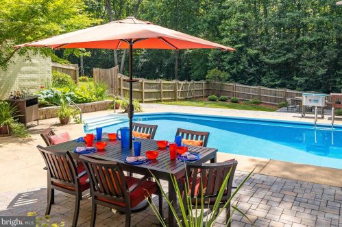 7748 Waterford Dr, Spotsylvania VA  22551-2200 exterior