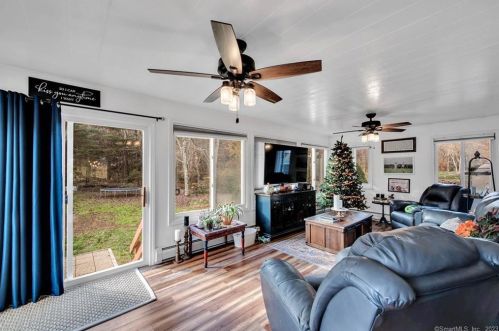 352 Shrub Rd, Bristol CT  06010-2473 exterior