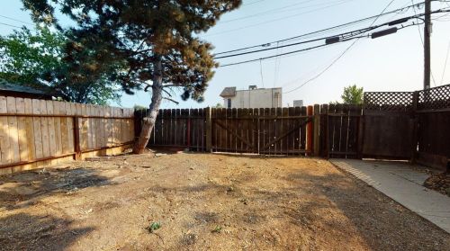 3336 Topeka St, Riverbank CA  95367-2330 exterior