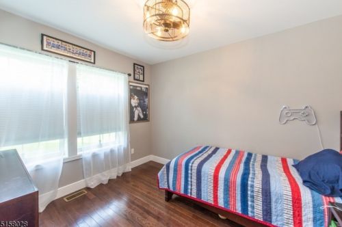 17 George St, Parsippany NJ  07834-1316 exterior