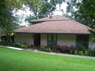 205 Westwood Dr, Tallahassee, FL 32304-1416
