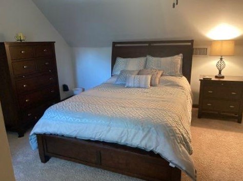 3828 Kingsway Dr, Crown Point IN  46307-8982 exterior