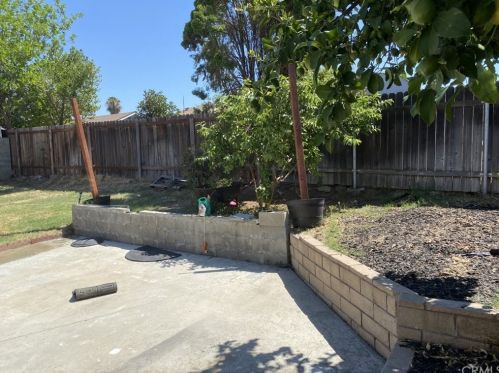 1933 Oakland Ave, Ontario, CA 91762-6438