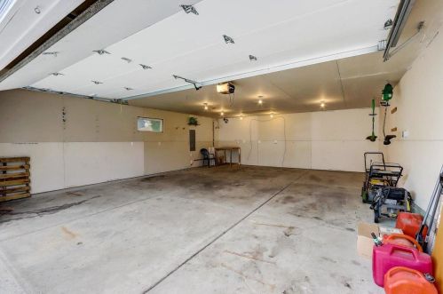 1022 121, Milwaukee WI 53226-3309 exterior