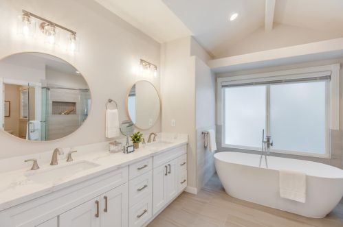 21461 Saratoga Hills Rd, Saratoga CA  95070-5377 exterior