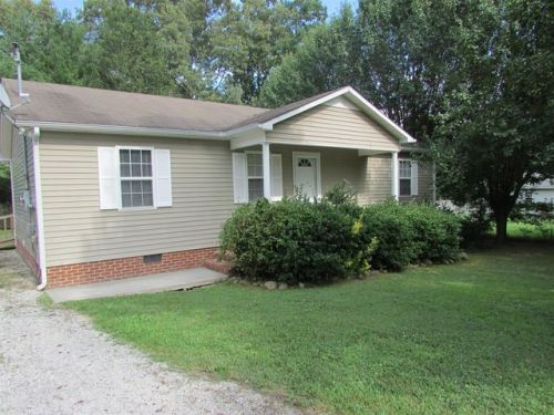 44 Woody Ln, Manchester, TN 37355-7493