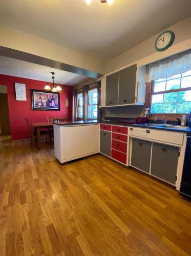 630 Stearns Ave, Paynesville, MN 56362-1406