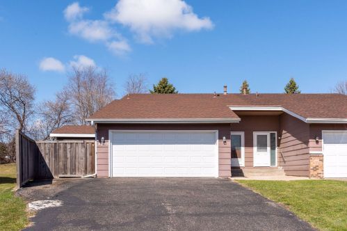4295 Ximines Ln, Minneapolis, MN 55441-1255