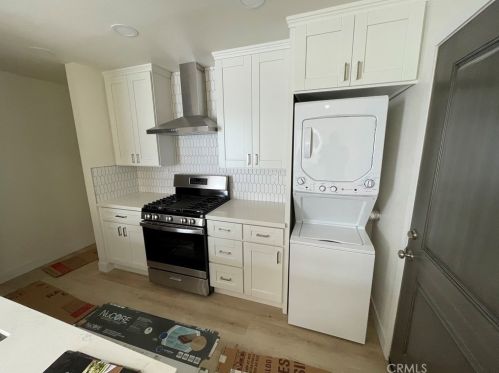 3207 Broad St, Newport Beach, CA 92663-4227
