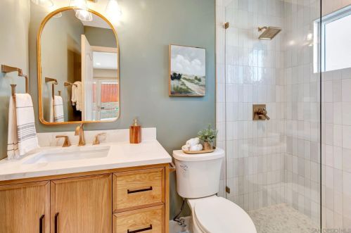 1896 Gotham St, Chula Vista CA  91913-2623 exterior