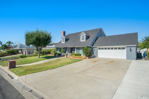 5581 Burlingame Ave, Buena Park, CA 90621-1549