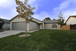 5702 Acacia Ave, Fresno, CA 93722-7504