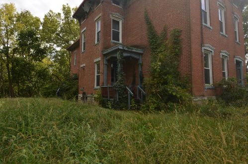 1571 Dyer Rd, Darbydale OH  43123-9738 exterior