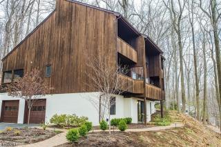 19 Ellsworth Dr, Warren, NJ 07059-7137