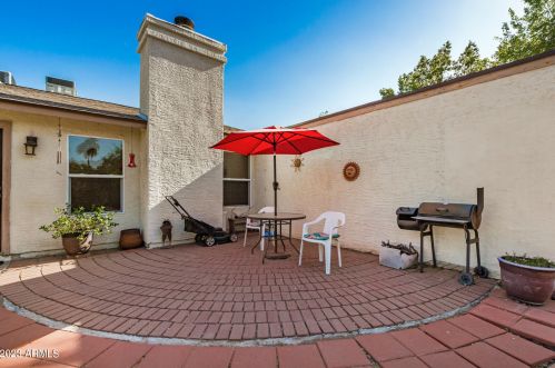 4722 Wahalla Ln, Glendale AZ 85308-7081 exterior