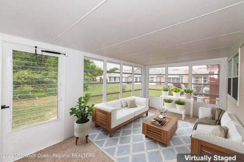 77 Waterfront Dr, Bricktown, NJ 08724-1343