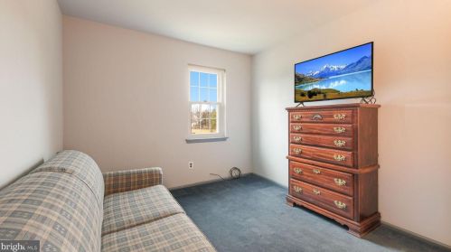 239 Goshen Rd, Collegeville PA  19473-2203 exterior