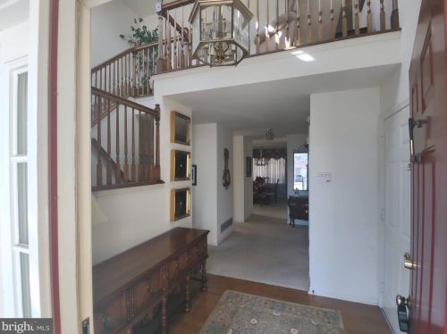80 Hunters Run, Newtown Square, PA 19073-3928