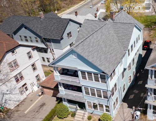 226 Ledgeside Ave, Waterbury CT  06708-2749 exterior