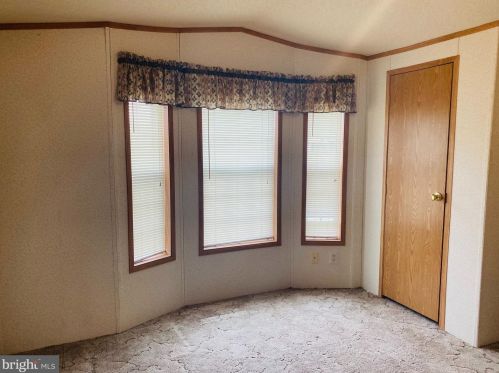 655 Lilac Dr, Smithville PA  17560-9686 exterior