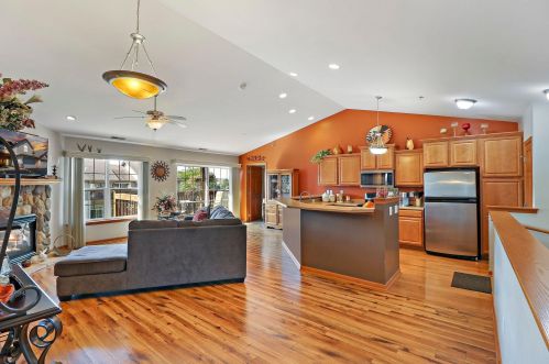 6307 43rd St, Kenosha, WI 53144-4507