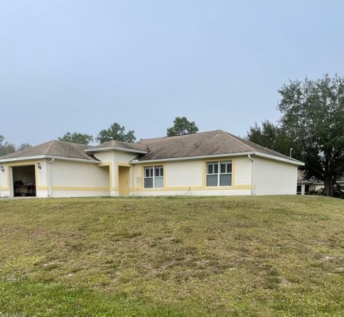 1049 Barcelona St, Lehigh Acres, FL 33974-9616