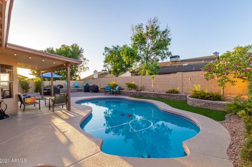 4814 Glencove Cir, Mesa, AZ 85205-4247