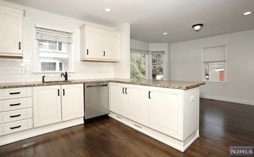 60 Madison Ave, Dumont NJ 07628-2317 exterior