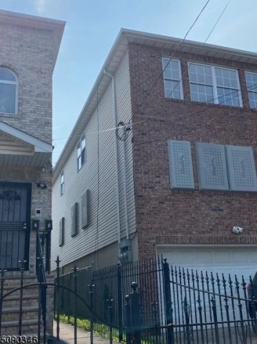 364 7th St, Newark NJ  07107-1772 exterior