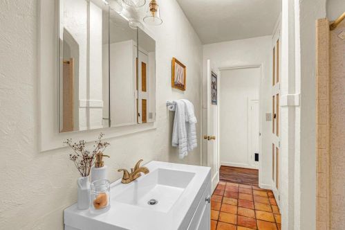 641 Eardley Ave, Del Monte Park CA  93950-4621 exterior