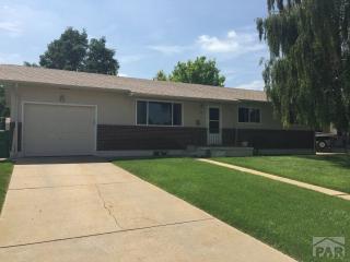 56 Loyola Ln, Pueblo, CO 81005-1655