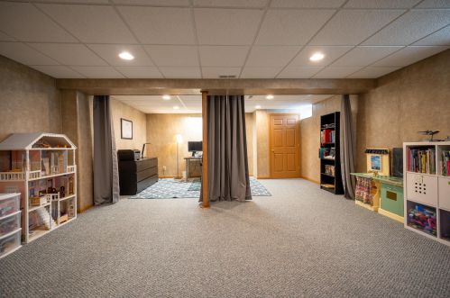 7440 Old Riv Dr, Blacklick OH  43004-7126 exterior