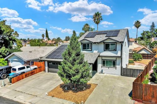 206 Donegal Ct, Vacaville CA  95688-9217 exterior