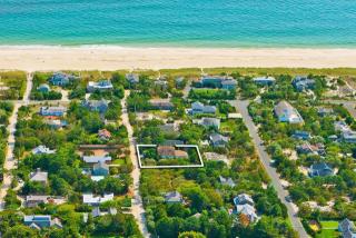 76 Wyandanch Rd, Promised Land, NY 11930