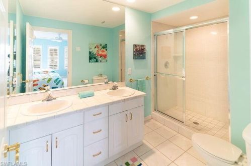 446 Bayside Ave, Naples FL 34108-2314 exterior