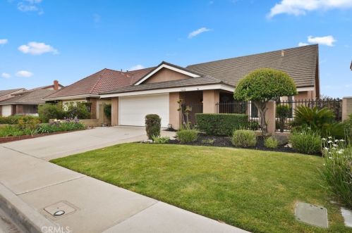 5662 Vinevale Cir, Buena Park, CA 90623-2114