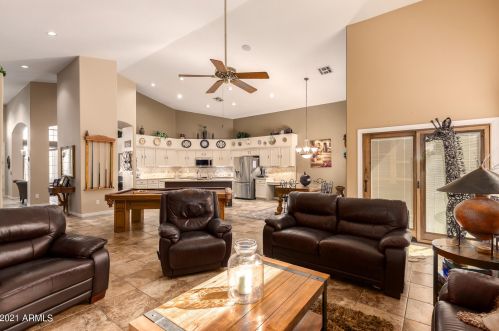 859 Rawhide Ave, Gilbert AZ 85296-2527 exterior