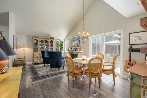 1887 Commons Ct, Windsor CA  95492-9593 exterior