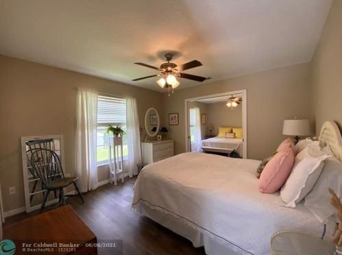 3843 9th Ln, Vero Beach FL  32960-6122 exterior