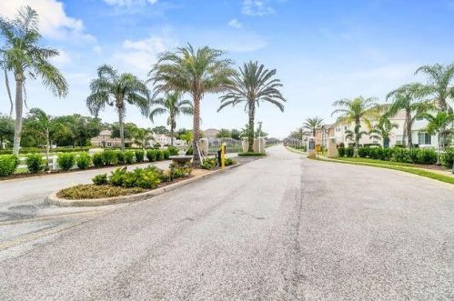 8335 Shallow Crk Ct, New Port Richey FL 34653-7019 exterior