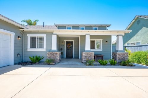 1435 Blackberry Ave, Pismo Beach CA  93420-6706 exterior