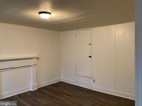 26 Queen St, Lees Cross Roads PA  17257-1412 exterior