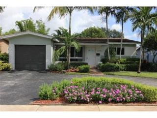 5205 Cleveland St, Hollywood, FL 33021-4609