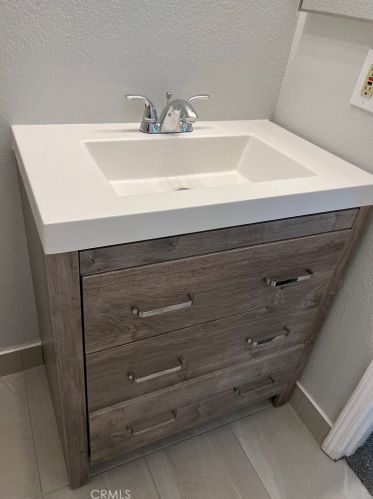 1428 Senator Way, San Jacinto CA  92583-5197 exterior