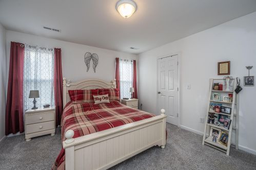 270 Chemistry Cir, Ladson SC  29456-5260 exterior